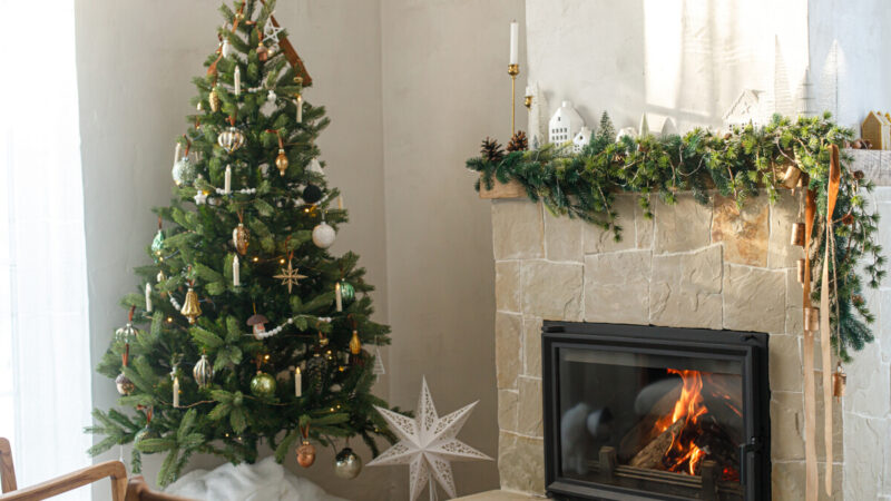 Sapin artificiel et décoration : créer une ambiance naturelle toute l’année